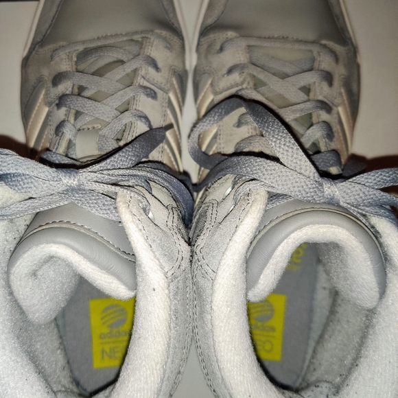 MEN\'S ADIDAS SIZE 10 AND A HALF GRAY AND WHITE NEO